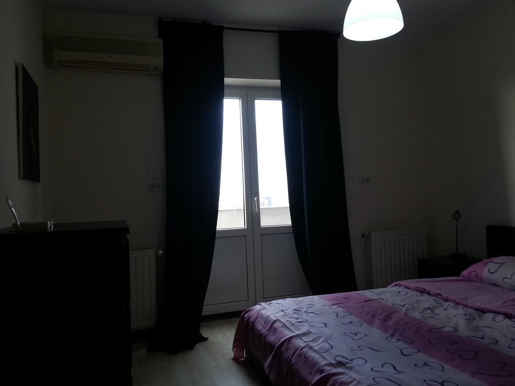 Apartment 3 Rooms Elegant Bukares Bagian luar foto