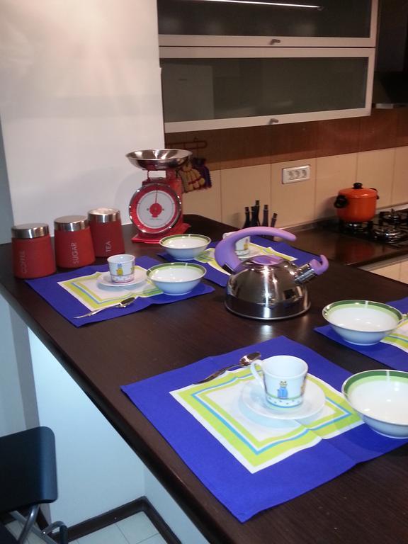 Apartment 3 Rooms Elegant Bukares Bagian luar foto